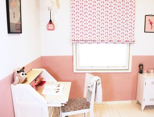 vouwgordijn verduisterend, vouwgordijn kinderkamer, vouwgordijnen, kinderkamer, voering, donker, dimmer, roze