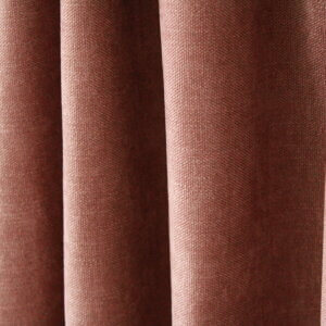 Set van oud roze Imperial gordijnen, perfect voor een verfijnd en romantisch interieur.
