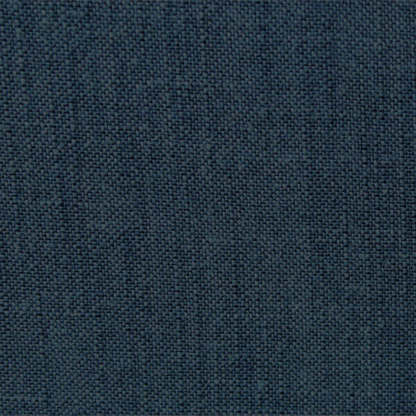 Elegance blauwe vouwgordijnen van Okika, gemaakt van een luxe mix van polyester, viscose en linnen, met een stijlvolle, tijdloze uitstraling en duurzame eigenschappen.