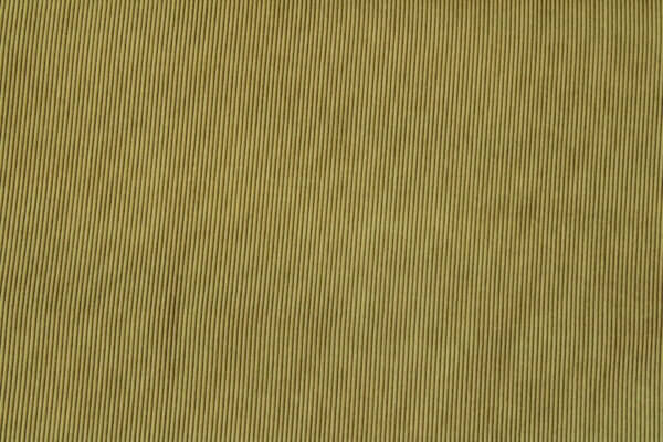 Detail van het olijfgroene Corduroy gordijn, jc2407 van okika. Toont de diepte en textuur van de ribbels.