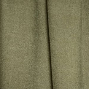 Sfeerfoto van groene gordijnen uit de Elegance collectie jc 2555 van okika