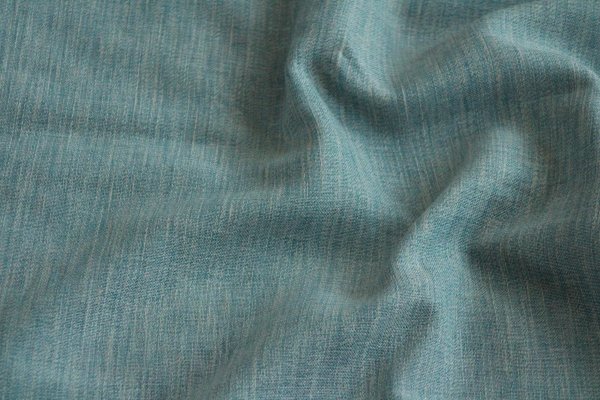 Zen Weave Blauw inbetween vouwgordijn met zachte structuur en mooie lichtdoorlaat – elegante en duurzame raamdecoratie