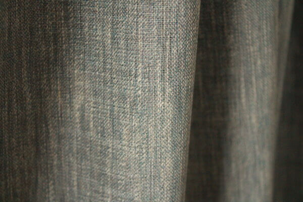 Set van indigo blauwe Zen Weave gordijnen, perfect voor een stijlvol en milieuvriendelijk interieur.