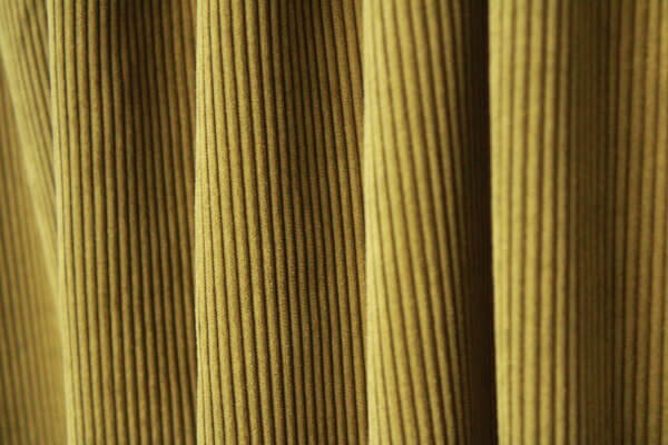 Olijfgroen Corduroy gordijn, jc2407 van okika, met een luxe uitstraling en soepel vallend.