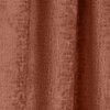 Vintage velours gordijn in kaneelkleur, model BB2416 'Okika'. De rijke, warme tint en luxe velourtextuur creëren een gezellige sfeer in elk interieur.