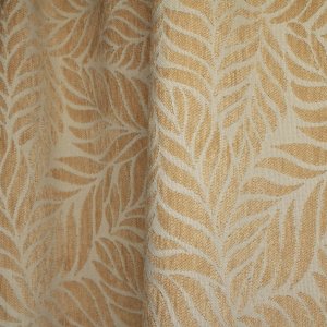 Jacquard chenille gordijnen met bladpatroon in beige, sfeerbeeld met gordijnen in plooi