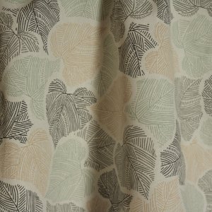 leuke bloemen gordijnen met botanisch blad van Okika BB2506