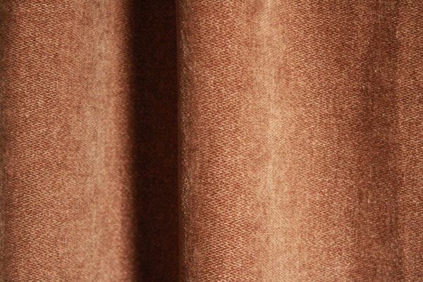 Stijlvolle chenille gordijnen in taupe tint met elegante uitstralling