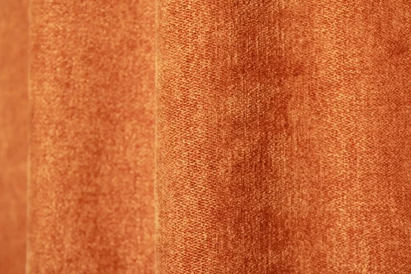 Detailfoto van de stofdetails van chenille gordijnen in okergeel, BB2408 een zachte chenillestof met een rijke textuur en een warme, diepe okergele kleur voor een luxe en sfeervolle uitstraling.