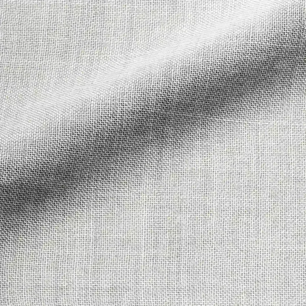 lose-up van het stofpatroon van Norena offwhite vouwgordijnen, kleur REY2578 een effen gordijnstof met subtiele structuur en een lichte, neutrale offwhite tint.