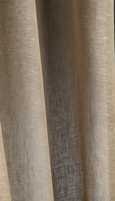 beige-inbetween-linnen-gordijnen-maison-collectie-okika (1) Maison-collectie van Okika met beige inbetween gordijnen van 100% linnen