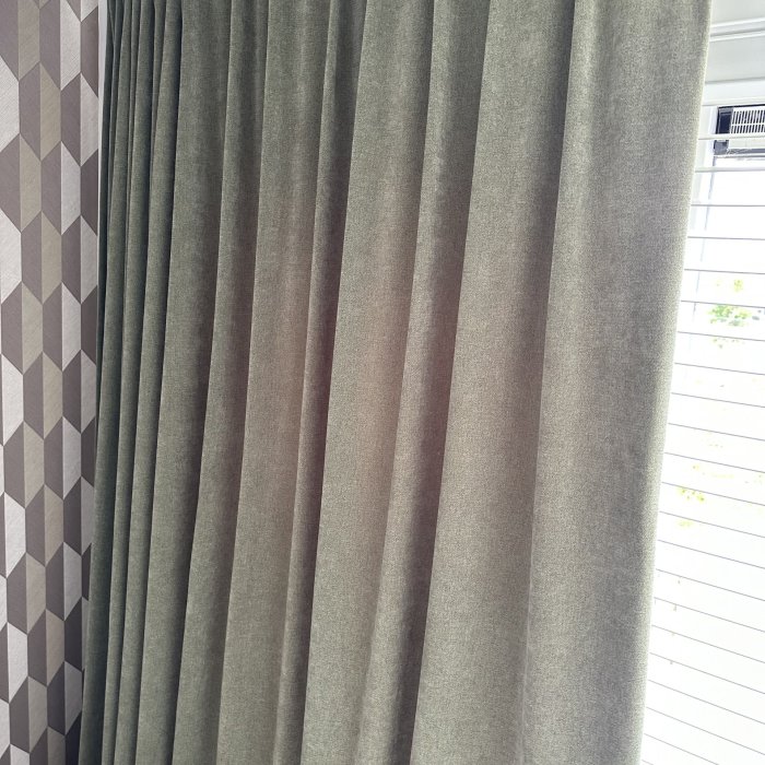 chenille-gordijnen-pistache-slaapkamer-project-klant chenille-gordijnen-pistache-slaapkamer-project-klant