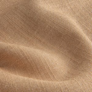vouwgordijnen in een honing kleur tint uit de Elegance collectie, model Okika JC2551. kleur en slijtvaste stof