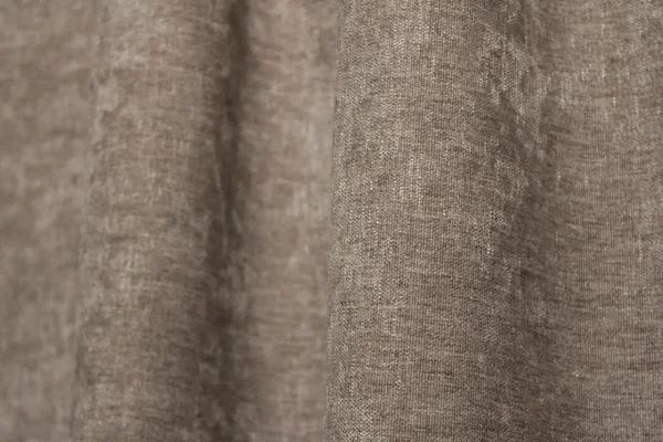 Taupekleurig Imperial gordijnen, mooie met een dicht weving die licht dicht en kleur vast is.