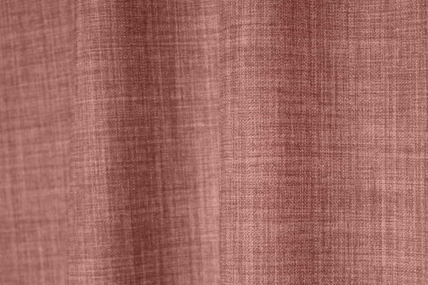 Sfeerfoto van mauve gordijnen uit de Florain collectie (JC2531) van Okika, mooie gemeleerde kleur, gordijnen op maat