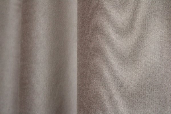 Gordijnen velvet renoir taupe - Afbeelding 3