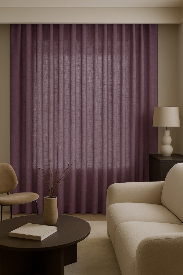 Paarse gordijnen Elegance collectie, sfeerimpressie in interieur – Okika