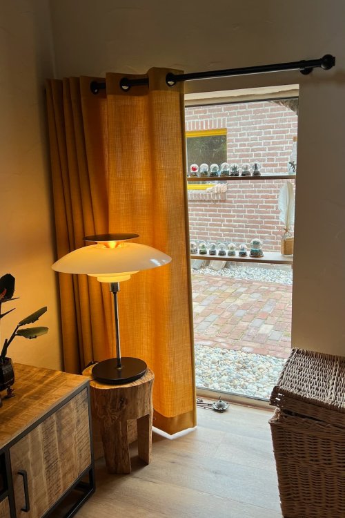 florain-oker-recent-project-raam-klant-intiereursetting (1)