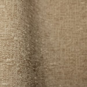 Close up van beige teddy chenille gordijnstof met een rustige, warme uitstraling
