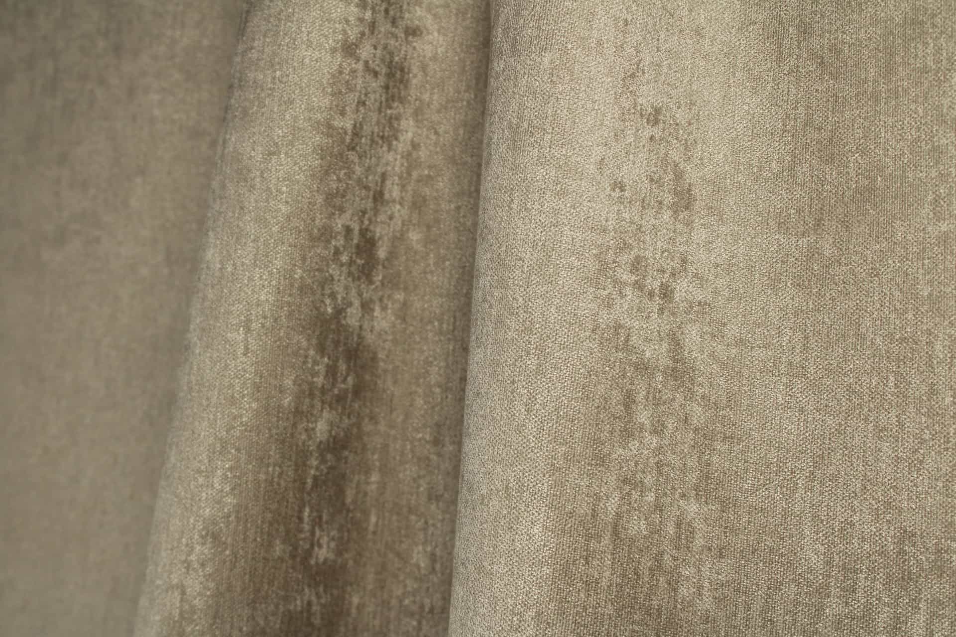 Verduisterend gordijn zen shade taupe