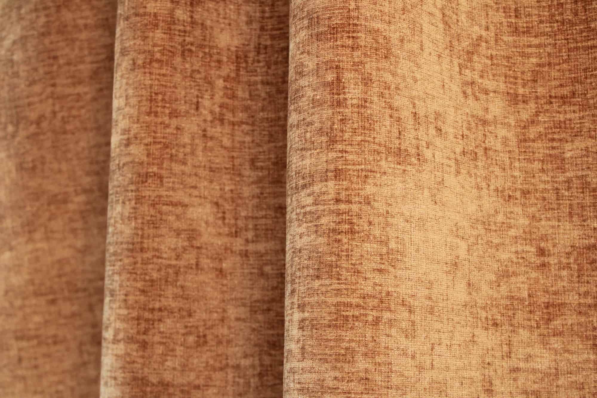 Gordijnen chenille velvet bruin