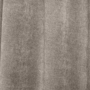 Soft taupe chenille gordijnen, getoond als sfeerfoto met de stof in de plooi met een subtiel visgraat patroontje