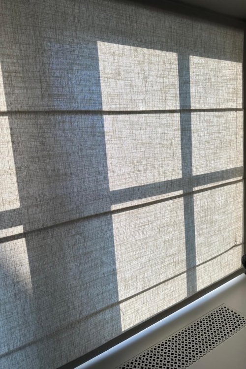 elegance-offwhite-vouwgordijnen-slaapkamer-klant-recent-project-closeup