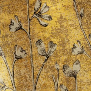 Stofdetails okergeel jacquard met flora dessin gordijnstof van Okika
