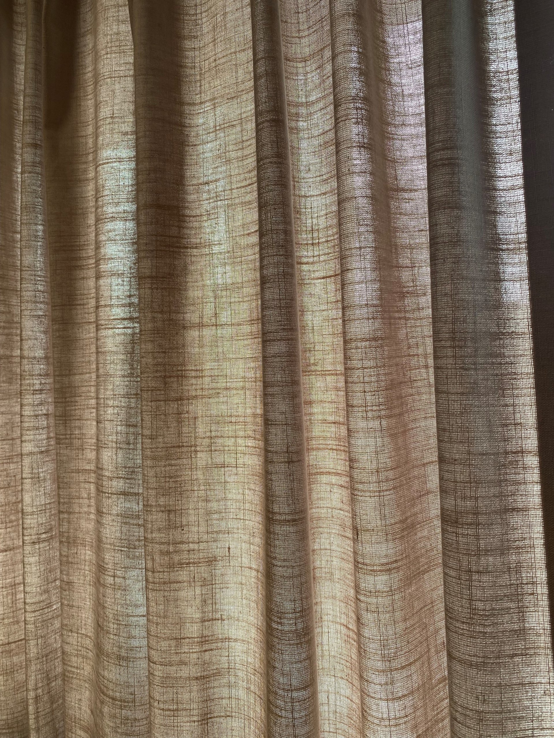 Gordijnen saphira soft taupe - Afbeelding 3